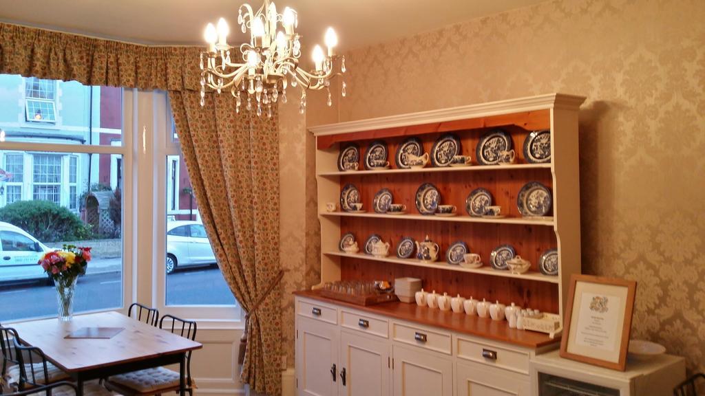 Eden House Bed & Breakfast Blackpool Bagian luar foto