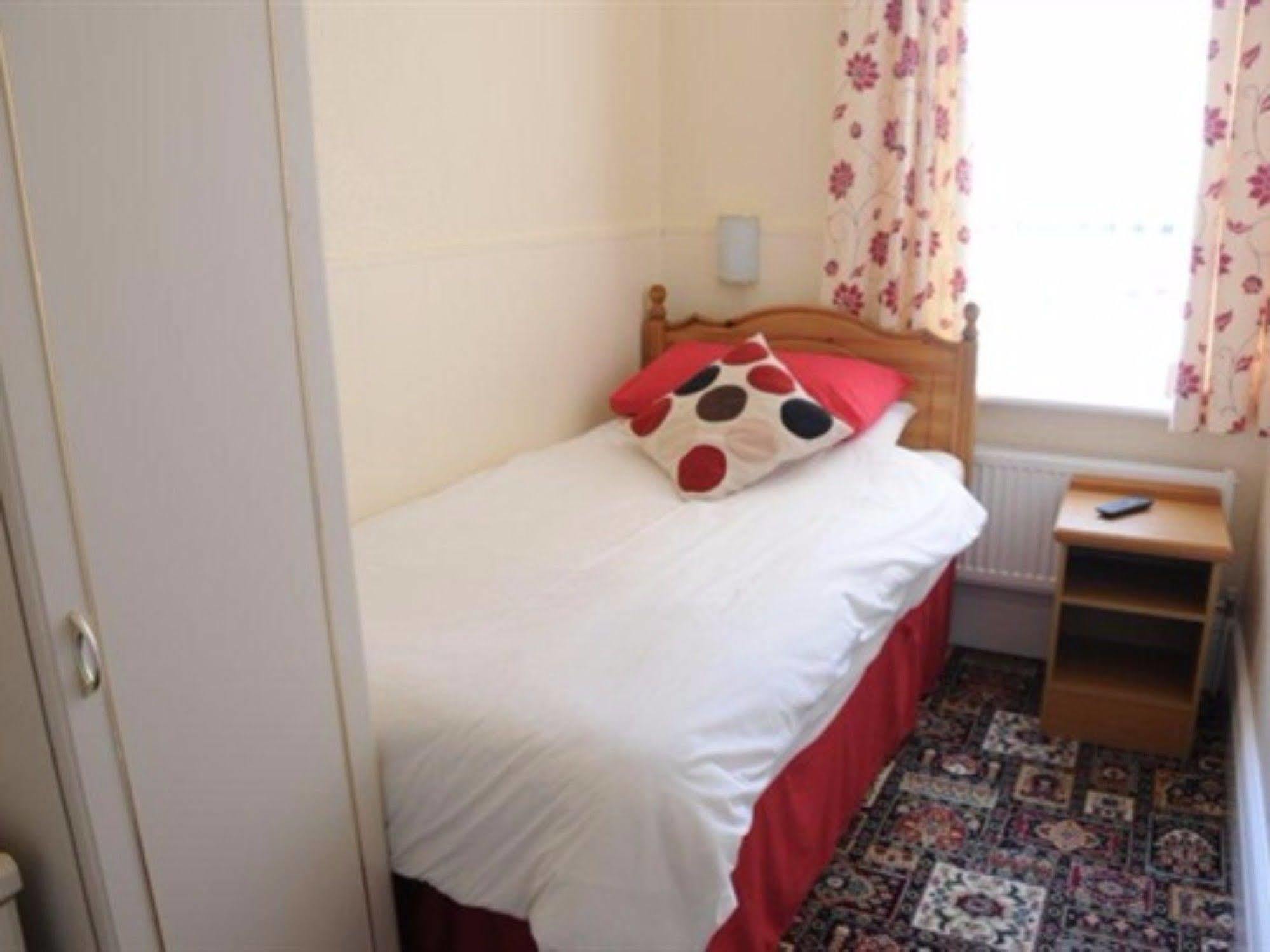 Eden House Bed & Breakfast Blackpool Bagian luar foto