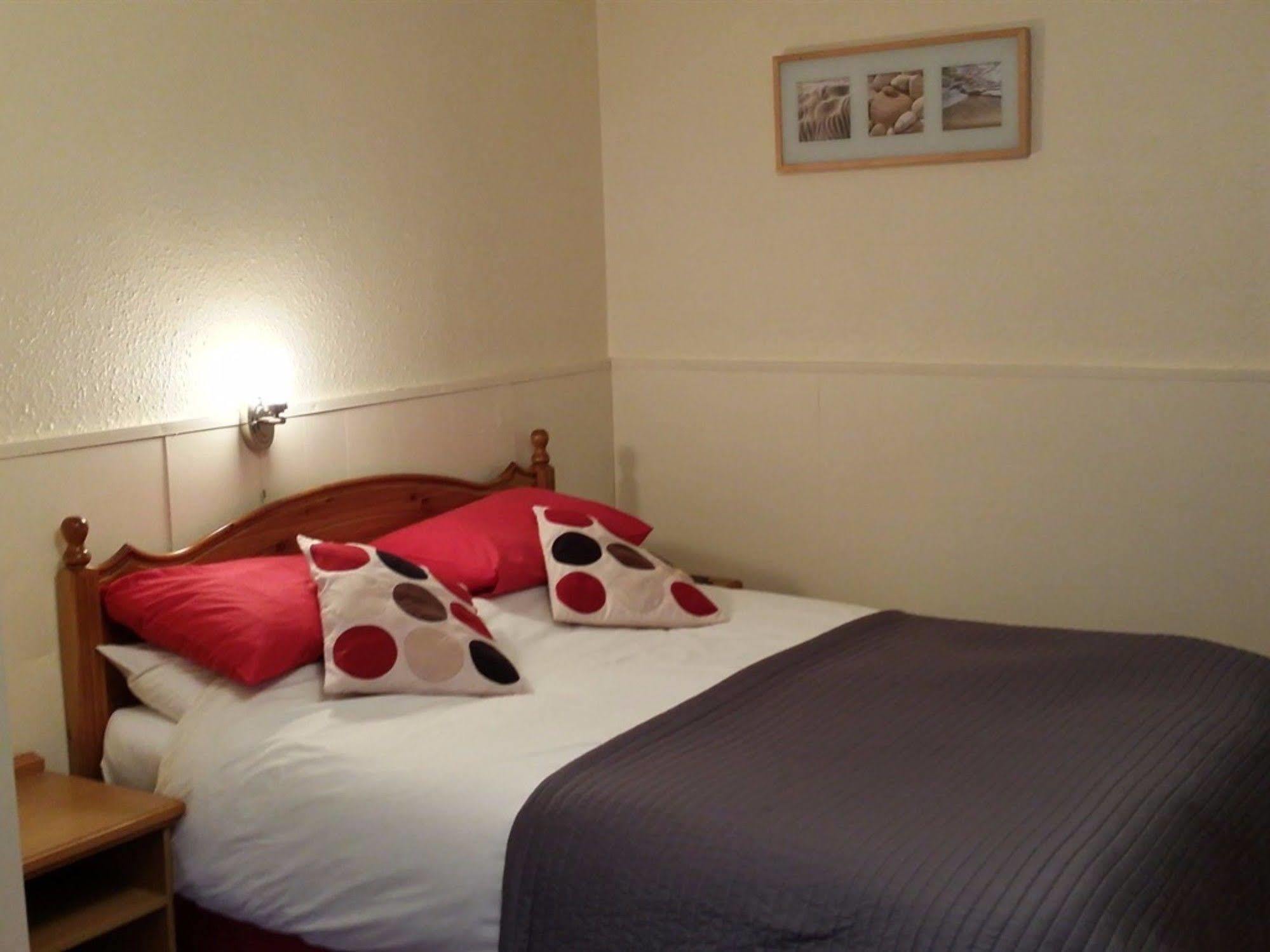 Eden House Bed & Breakfast Blackpool Bagian luar foto