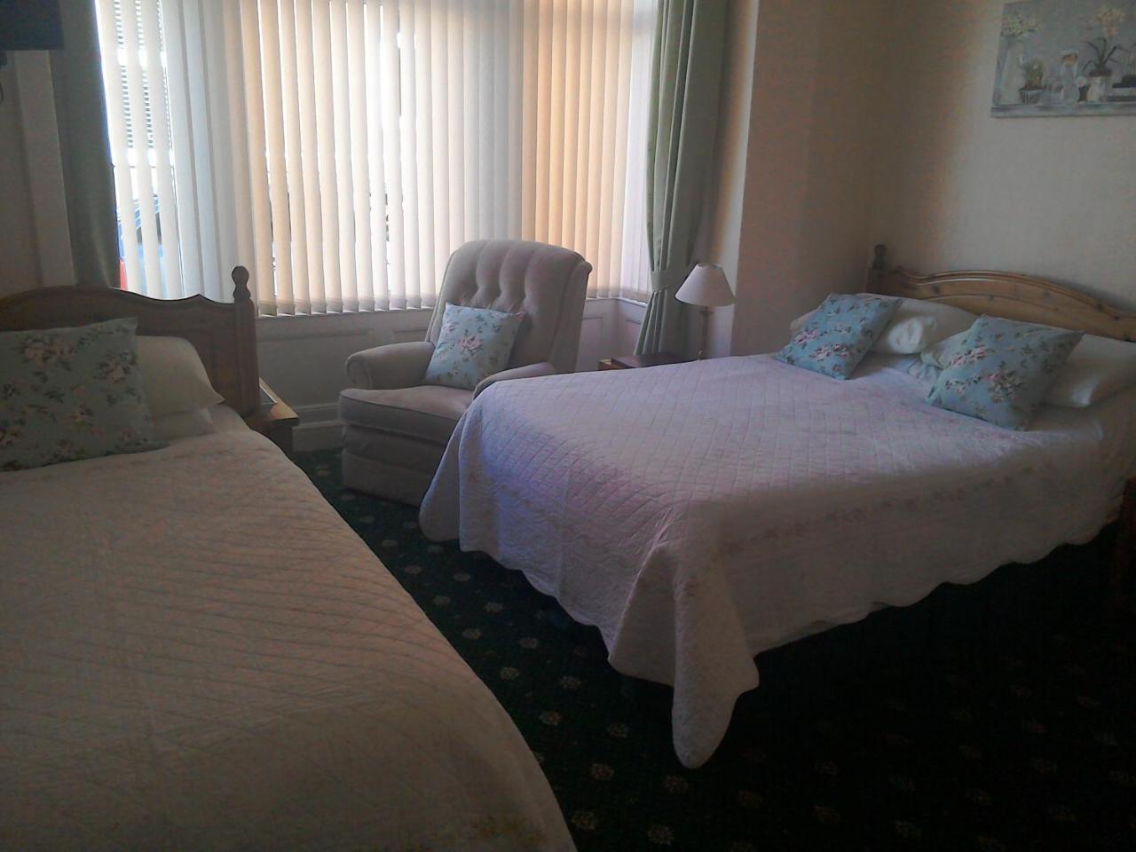 Eden House Bed & Breakfast Blackpool Bagian luar foto