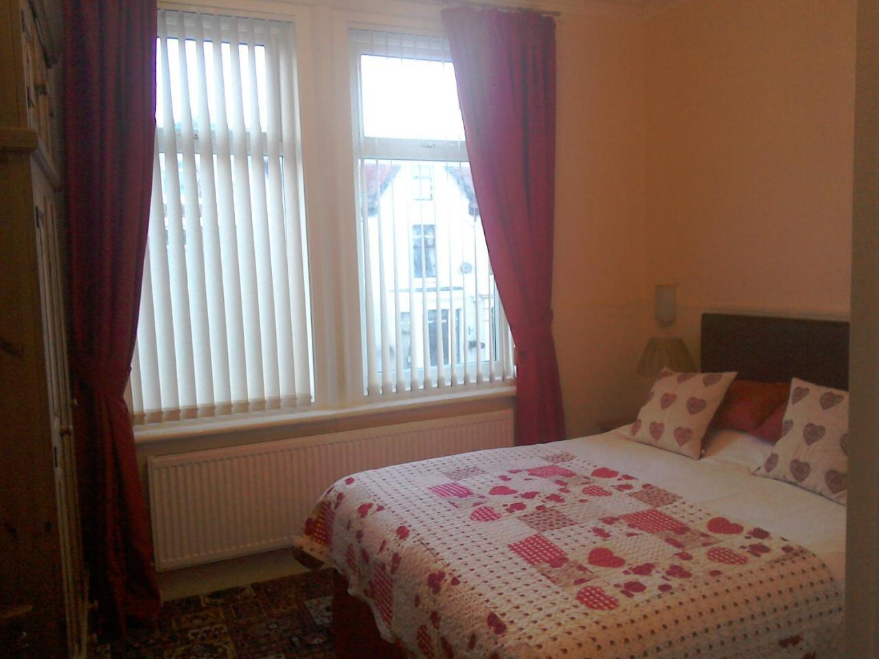 Eden House Bed & Breakfast Blackpool Bagian luar foto